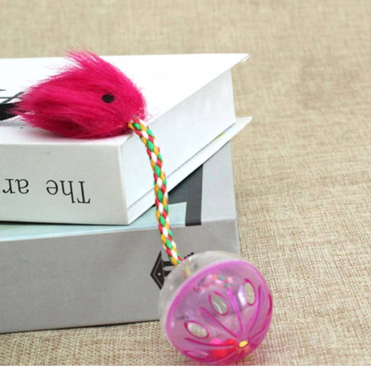 Juguete para Gatos Pelota con Cascabel y Plumas | Juguete Interactivo para Gatos - Imagen 2